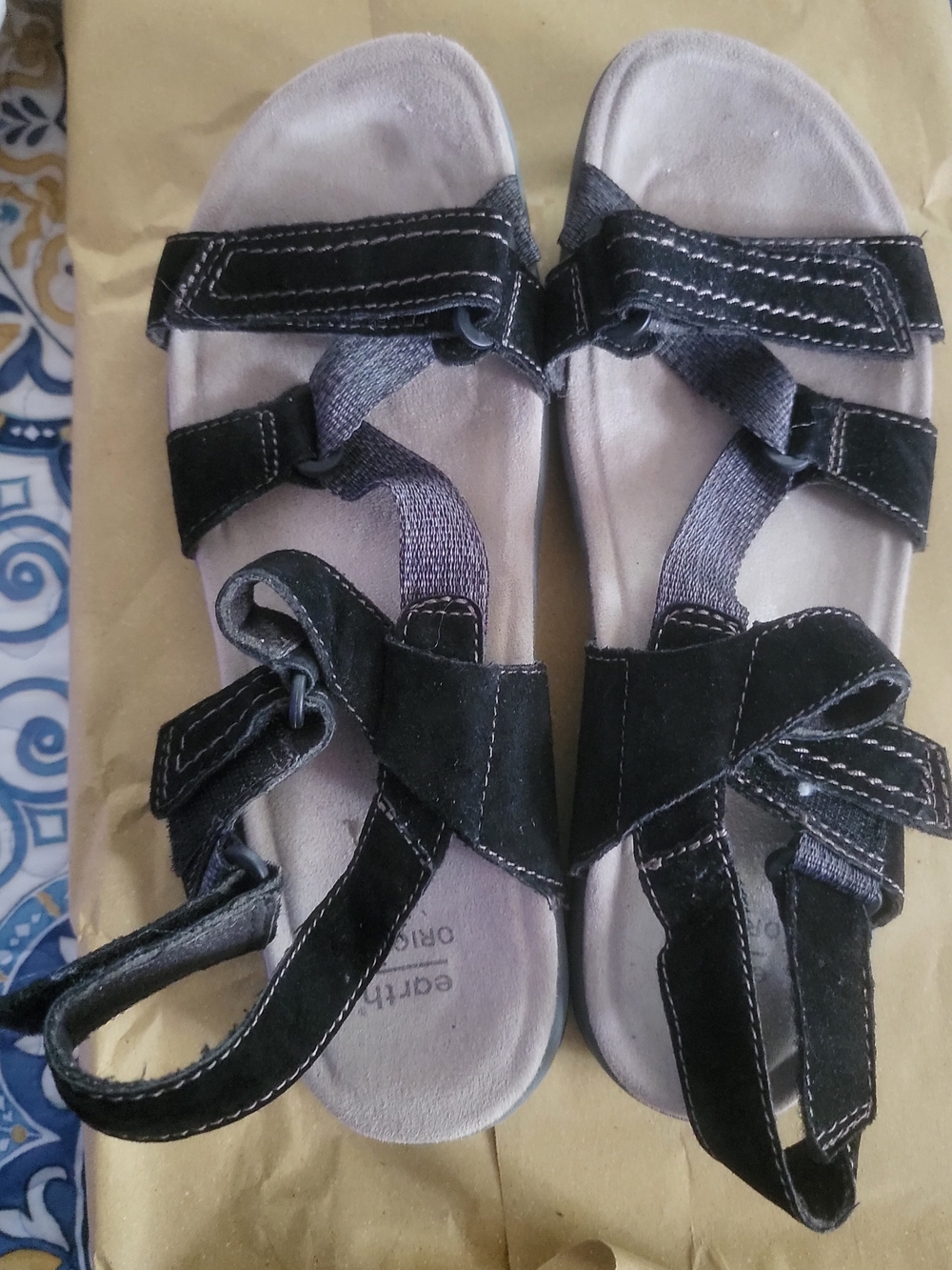 Earth Origins Women's Black Multi-Strap Comfort Sandals Suede 11